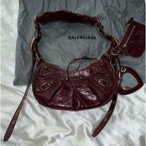 🔥NWOT Authentic Balenciaga XS Le Cagole bag